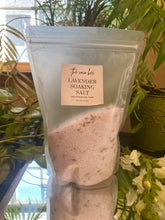 Load image into Gallery viewer, Relaxing soaking salts
